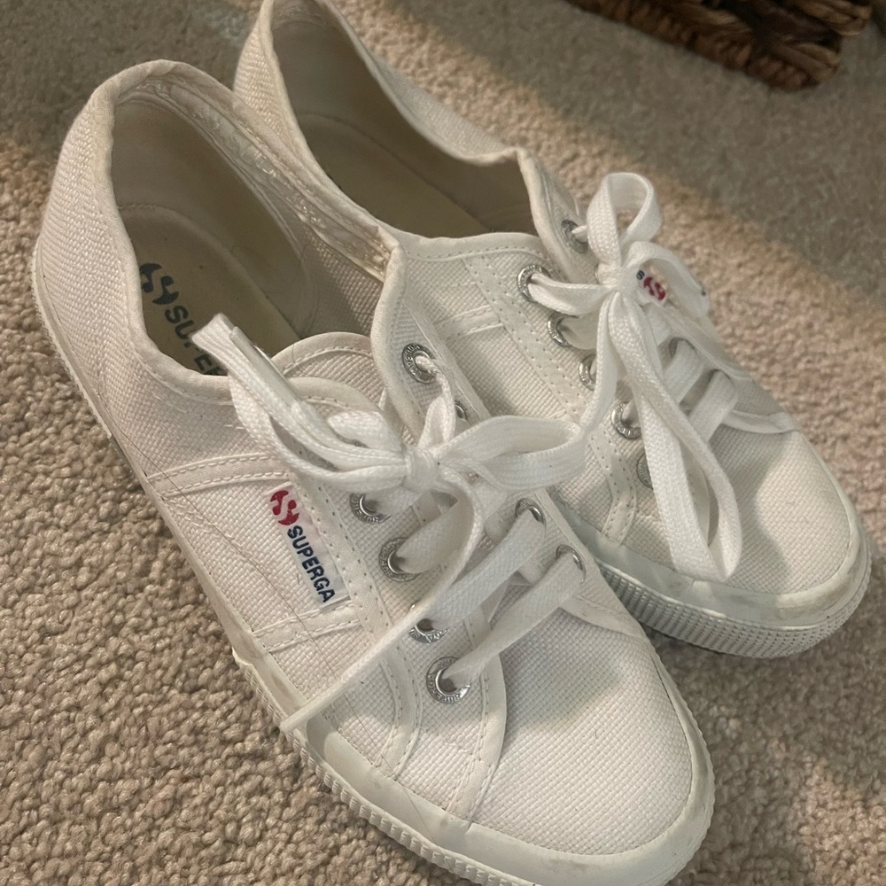 Superga sneakers women’s size 6